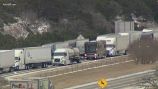 Traffic at over 12-hour standstill in central Texas due to accidents