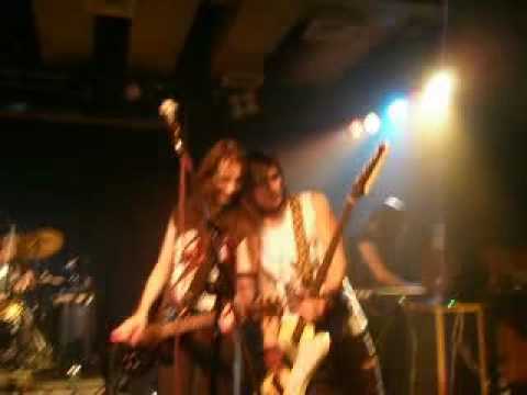 在 YouTube 上觀看「Dope Stars Inc. - 13.11.2009 - 11 10000 Watts (Scala, London)」