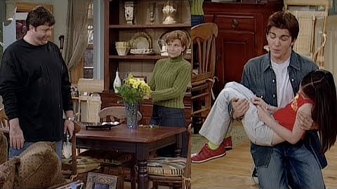 Drake & Josh - Walter Orders Drake, To Carry Megan Upstairs, Without Knowing He’s Hurt