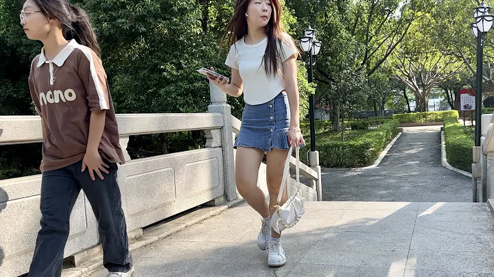 世界客家之都梅縣，慢節奏的城市，街上好冷清。鴻茅藥酒又出來打廣告了 - 天天要聞