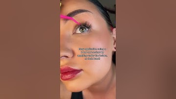 THE EASIEST AND FASTEST WAY TO APPLY LASH EXTENSIONS AT HOME THAT LAST ALL WEEK! 😍 #lashes #shorts