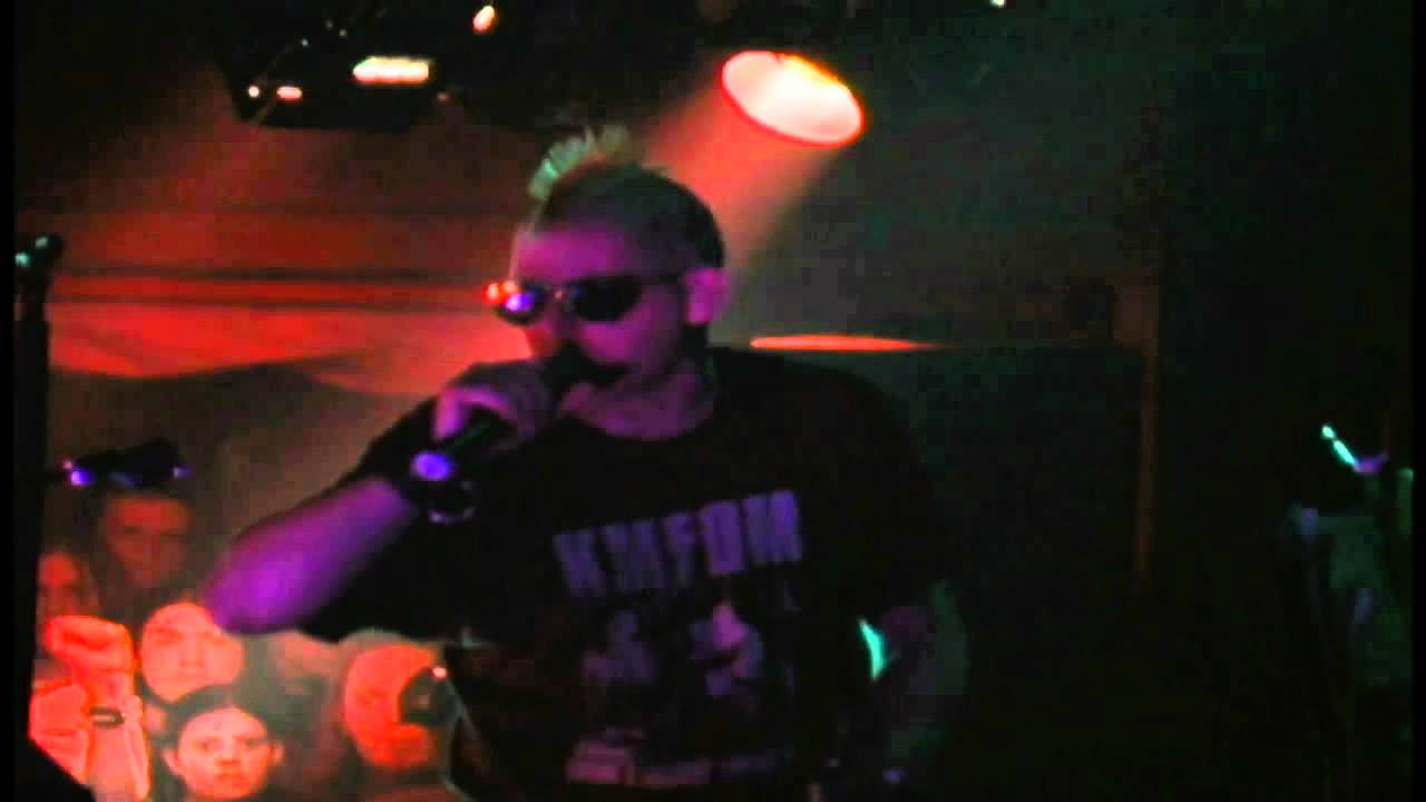 KMFDM (Sturm & Drang Tour 2002) [13]. Godlike (featuring Mark Durante