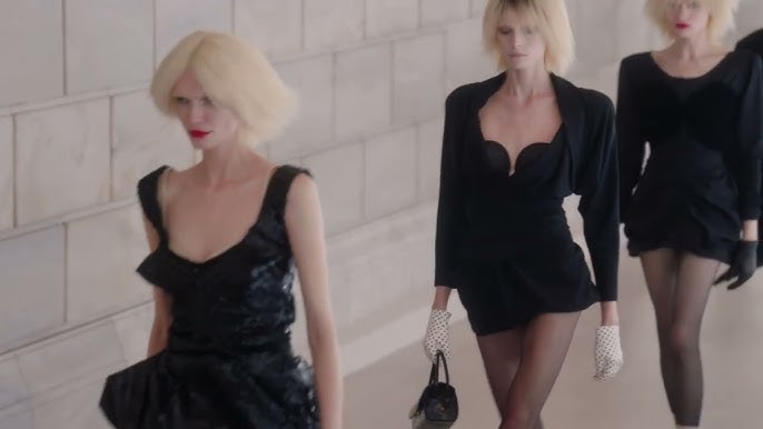 Marc Jacobs' 3 Minute Runway Was a Fashion Show Speedrun