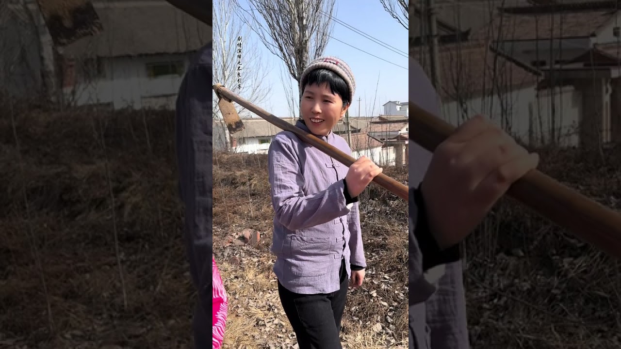 Chinese Monologue Magic Show: One Actor, Many Roles