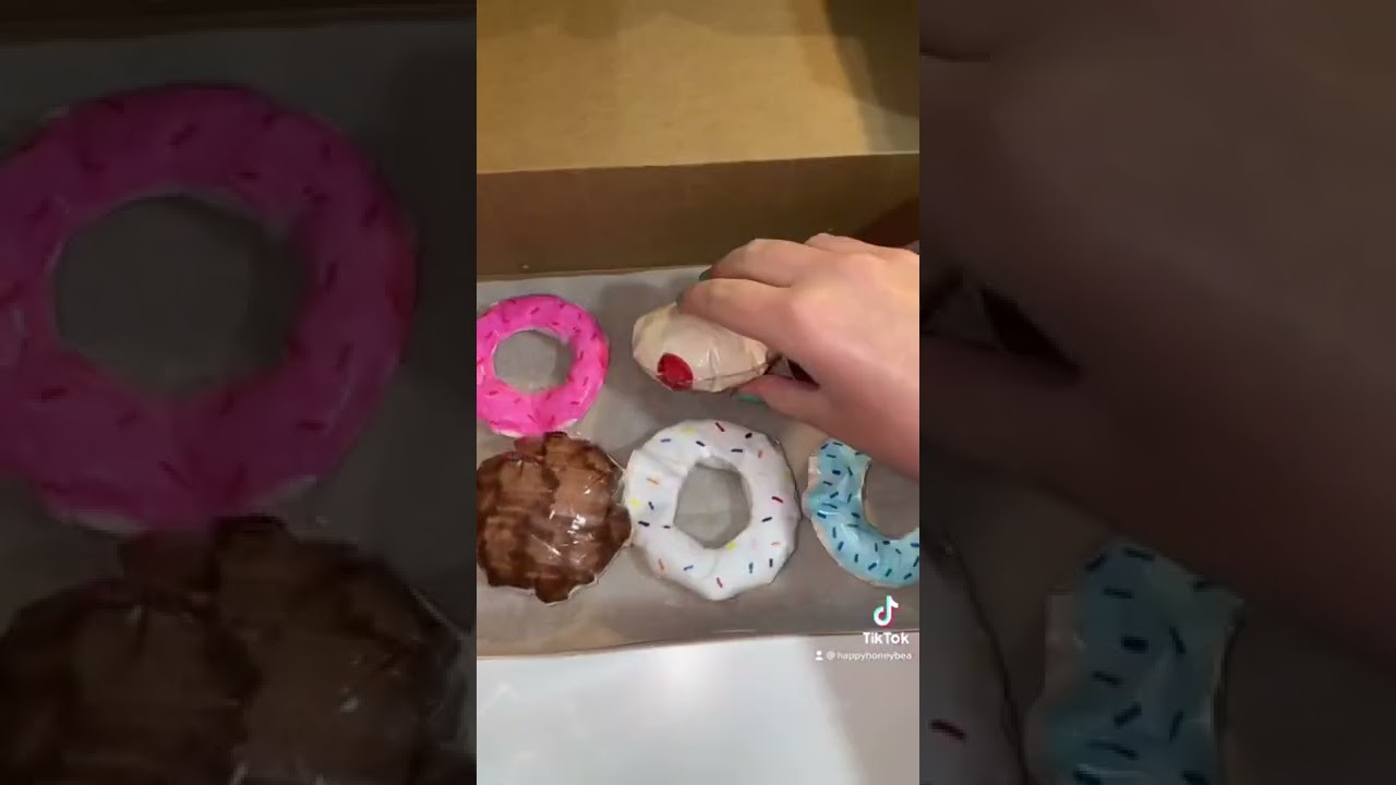 Making a Jelly Donut Paper Squishy 