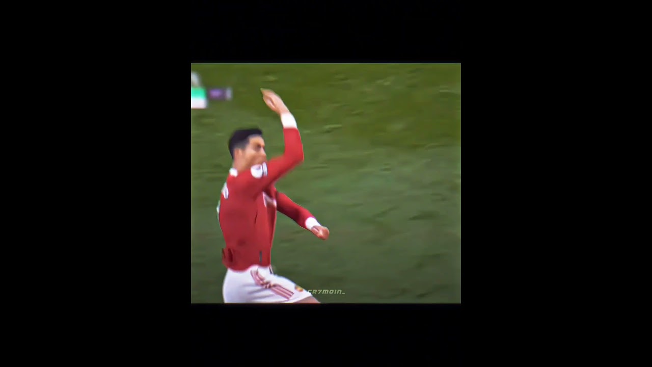 Messi at 37 Chillin’ in MLS 🍔 Ronaldo at 37 Competing in the toughest league in the world 🐐