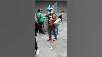 Frontier Airlines Personal Bag Check