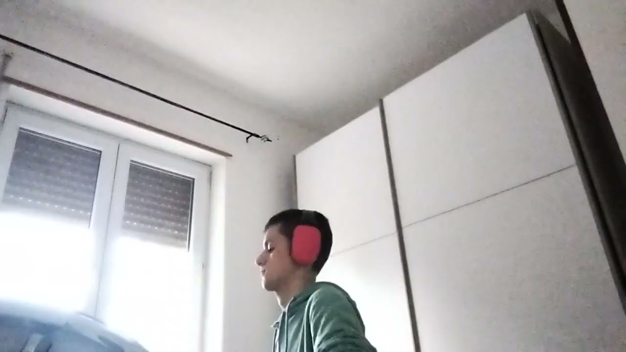 ([{"Canzone Pezzo Shuffle Pino Daniele Bambina Lele Melotti")]}.