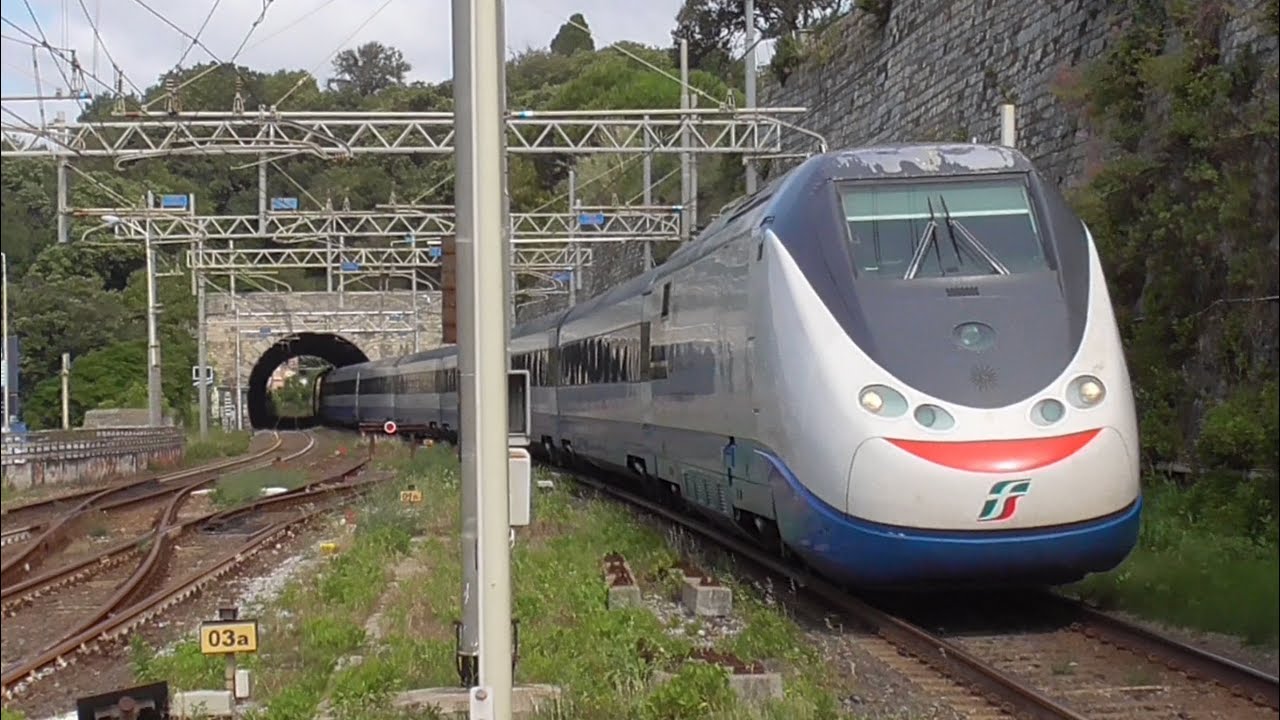 Treni di straordinaria amministrazione a Genova Quarto [2/2] Frecciarossa 1000, Aiace, Rock e Pop!