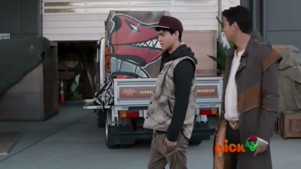 Nickelodeon Halloween Screen Bug (October 2016)