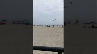 Small plane crashes into water off Hampton Beach in New Hampshire