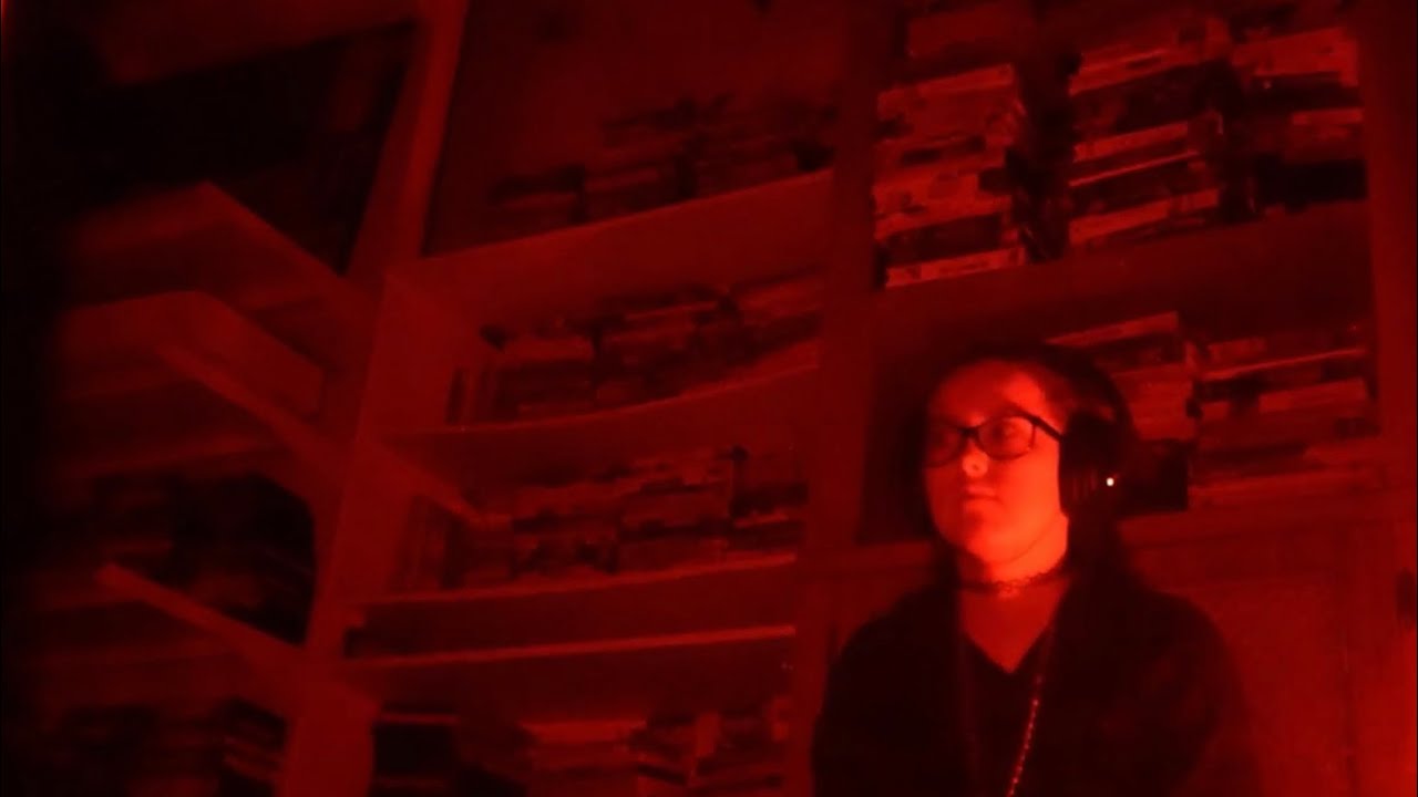 A portal to the AfterLife? Bargain Hunterz Thrift Store Paranormal Investigation YouTube