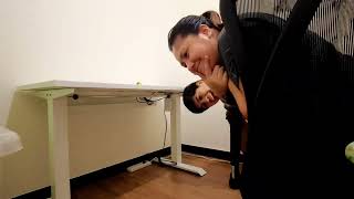 Ark Ergonomics (Classic) standing desk | Assembly timelapse