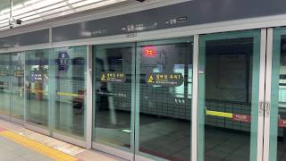 [4K] 서울 지하철 5호선 방화행 SMRT5164 길동역 진입,출발(512편성)
