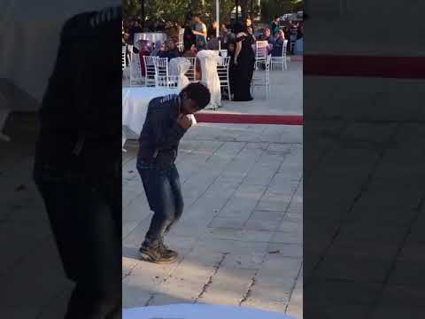 Yerköy Tellinin Emrah 😅😅 Çilli Bom Black dans