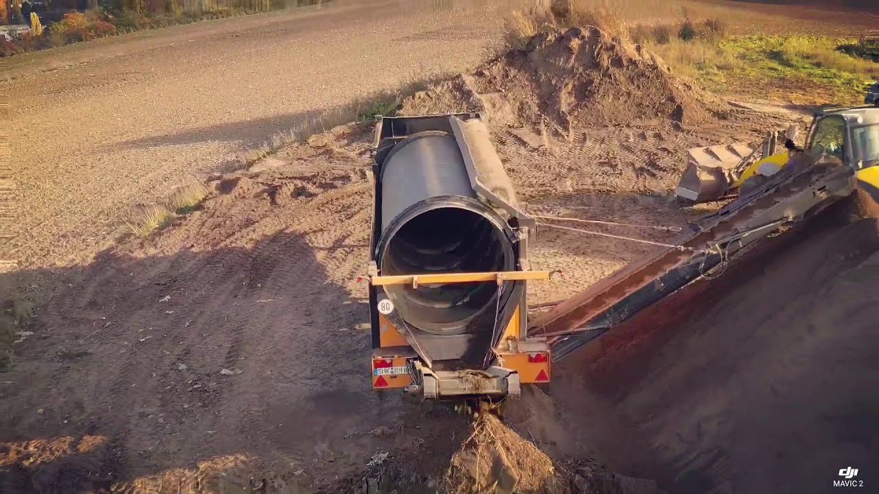 Mubodealer Siebanlageneinsatz in Kahla - Doppstadt SM 518 Profi