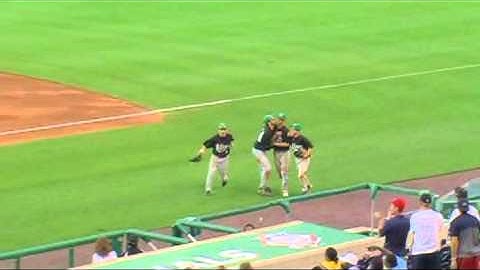 WI: Sidney Balman Makes the Catch In Foul Territory