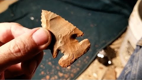 893 - Flintknapping Buffalo River E-Notch Thebes Point