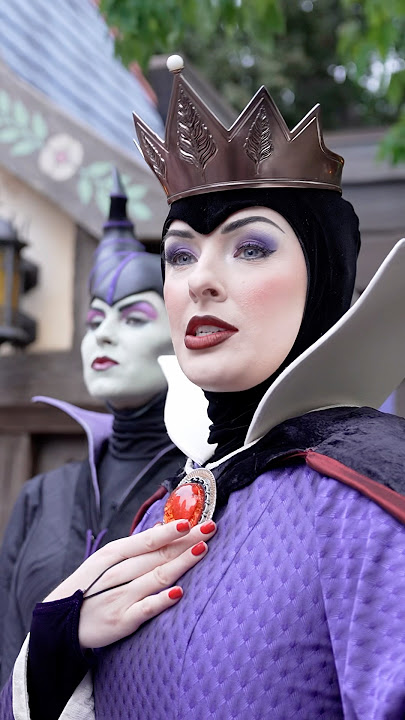 Evil Queen vs Maleficent Showdown