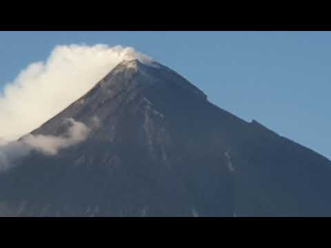 Video: Webkameraet Nær Vulkanen Popocatepetl Spilte Inn Fire UFO-er På En Gang - - Alternativ Visning