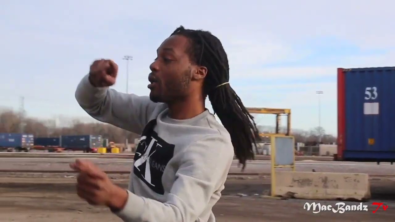 Chris Moe - Switch shot by @macbandz