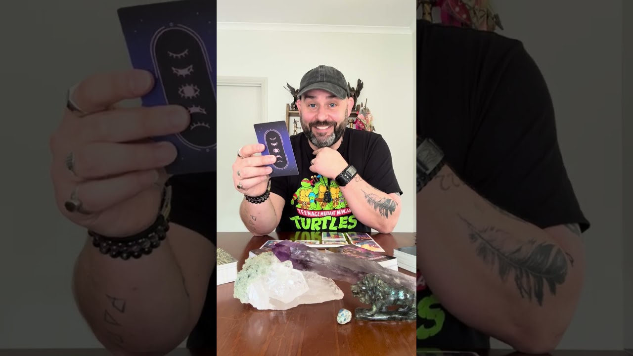 Кто-то в семье увлекается магией! 🪄☠️ Дух защищает вас и раскрывает всё 🪽💡