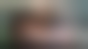 Jungle Carpet Python feeding - Nemesis