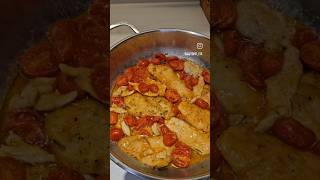 Fileto Pule Me Domate E Kaperi .