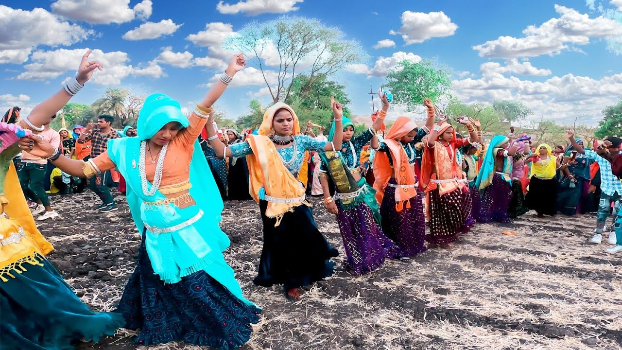 Most  Popular  Stylish Girl's Dance Video || अंतर मंतर जादू मंतर चोरी तारो दिल नो जादूगर || 2022