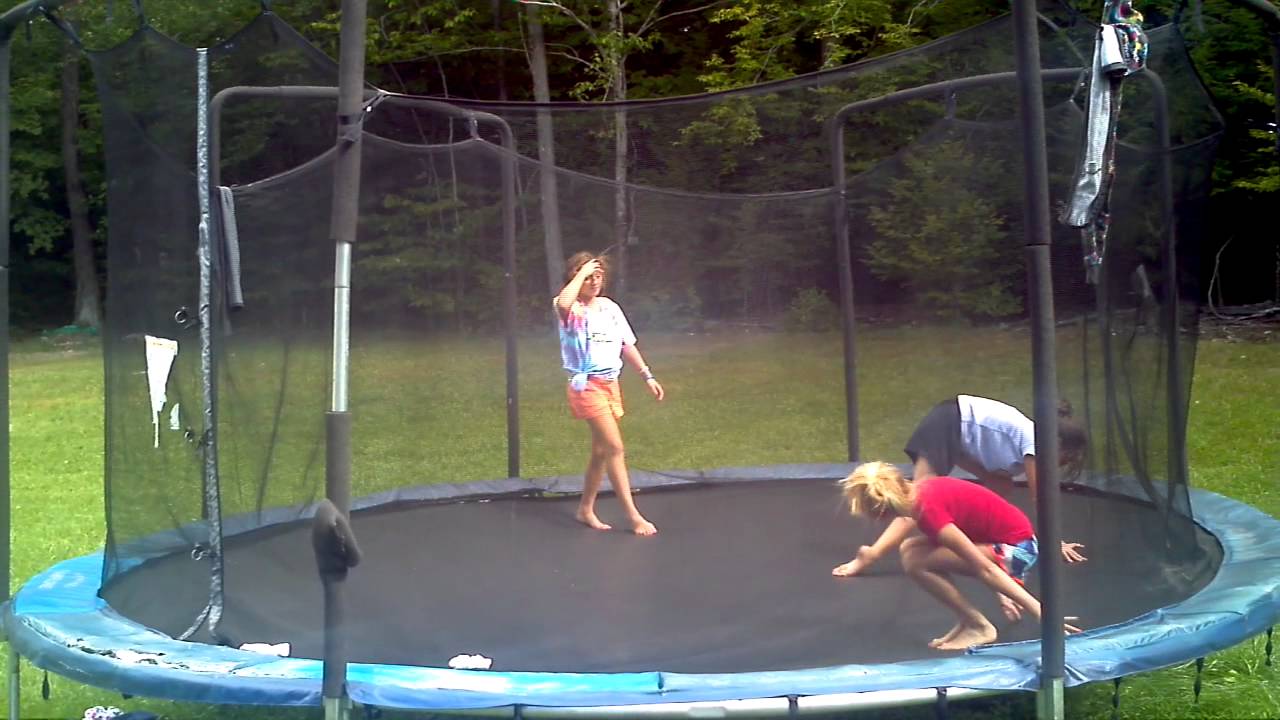 Synchronized trampoline