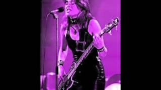 Suzi Quatro - Rock hard (lyrics video)