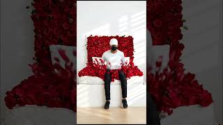 Jumping onto a bed made of Rose ! 😱🛌. #yiutubeshort #shortvideo #shorts