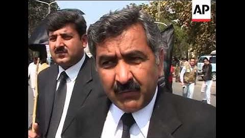 Further cover of Lahore protests, comment