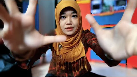 [ASMR] roleplay crazy girl massaging your face