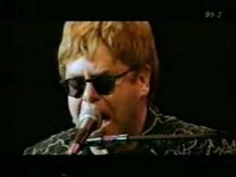 Elton John - The Bitch Is Back (Live)