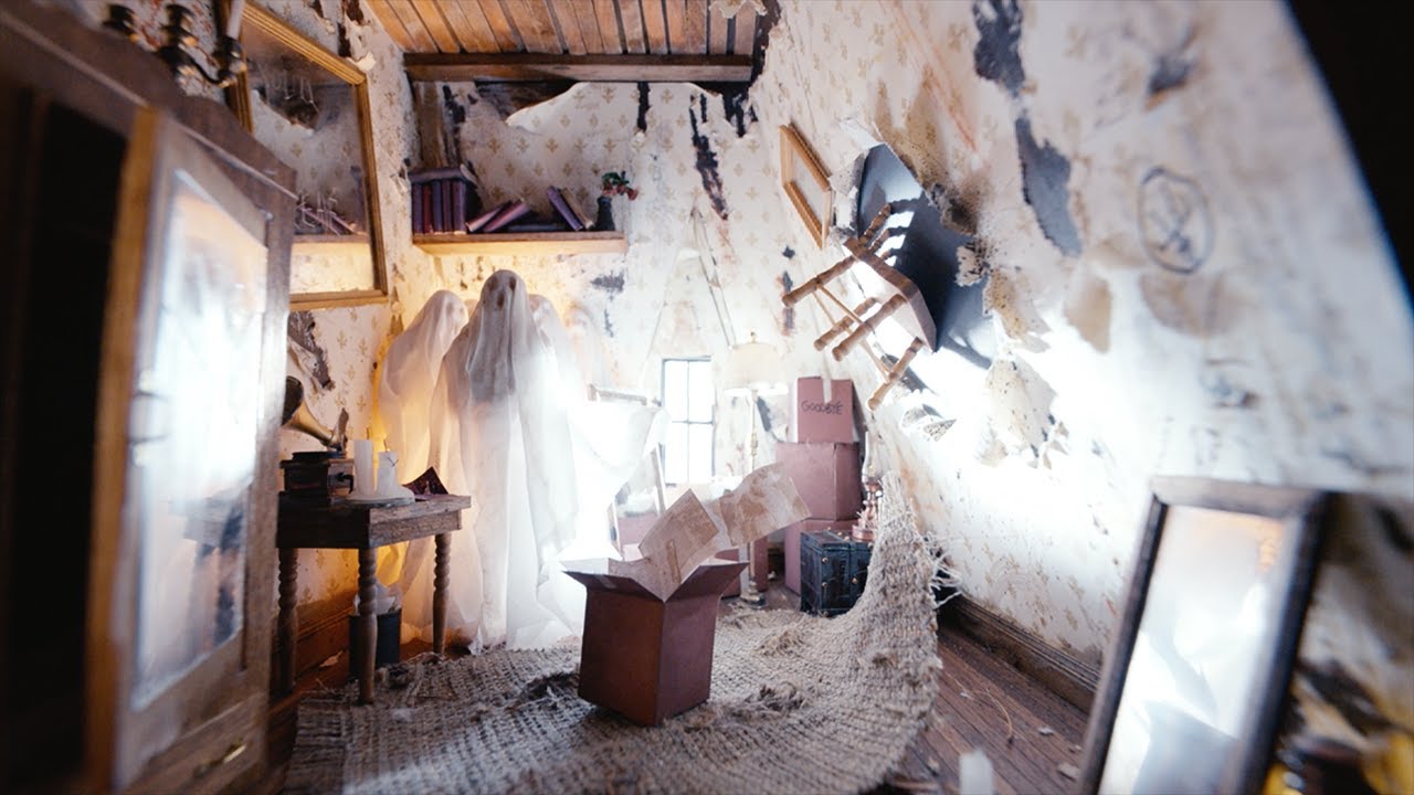 These miniature rooms are mesmerizing