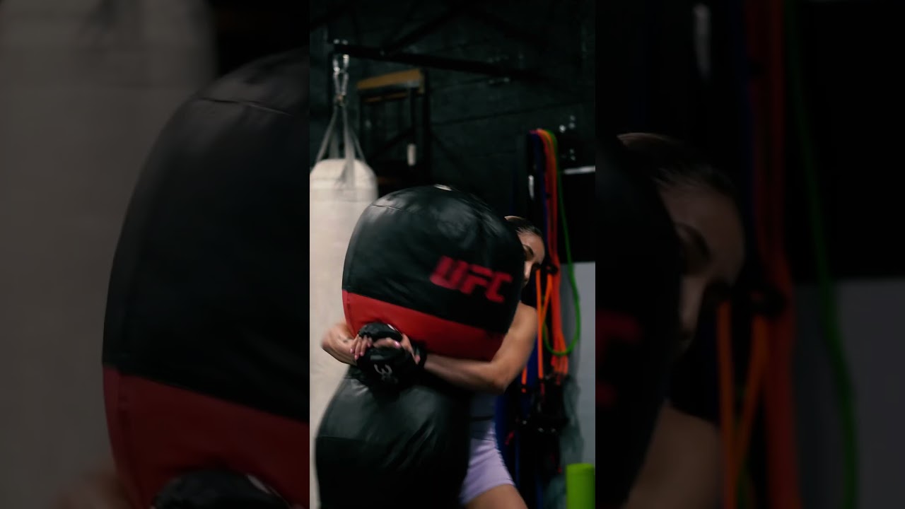 8-1 Jaqueline Amorim UFC Female! Performance of the Night Winner 🥇 