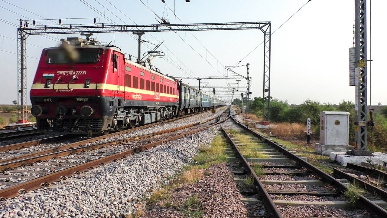 Blistering  Manuguru – Kolhapur Express with Red Hot LGD WAP4 Thrashed Nancherla : INDIAN RAILWAYS