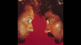 Daryl Hall & John Oates - One On One (12" Version)