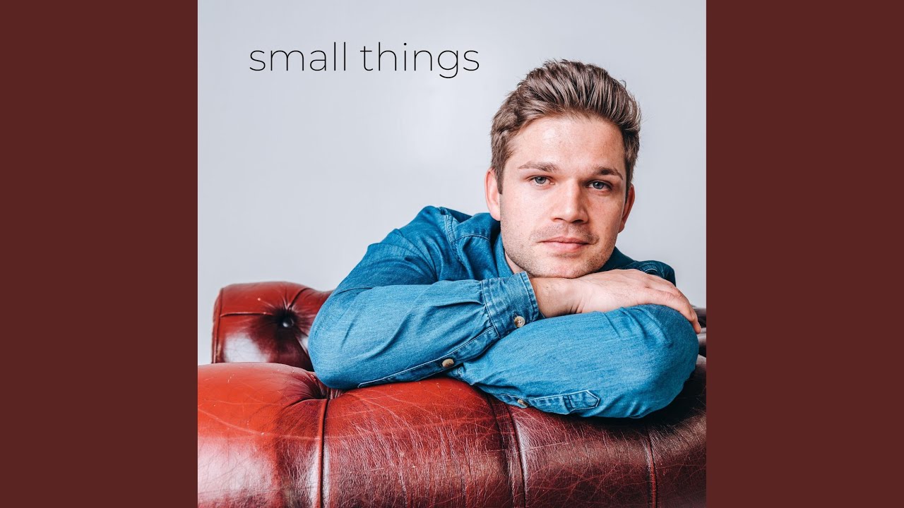 Tonton Small Things di YouTube Tonton Small Things di YouTube