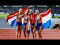 4x400 meter vrouwen zijn wereldkampioen en ontvangen medaille