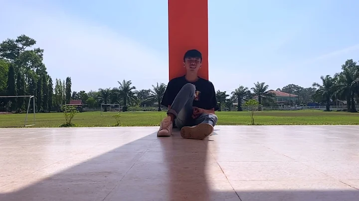 RM4 - 04987 [Official MV]