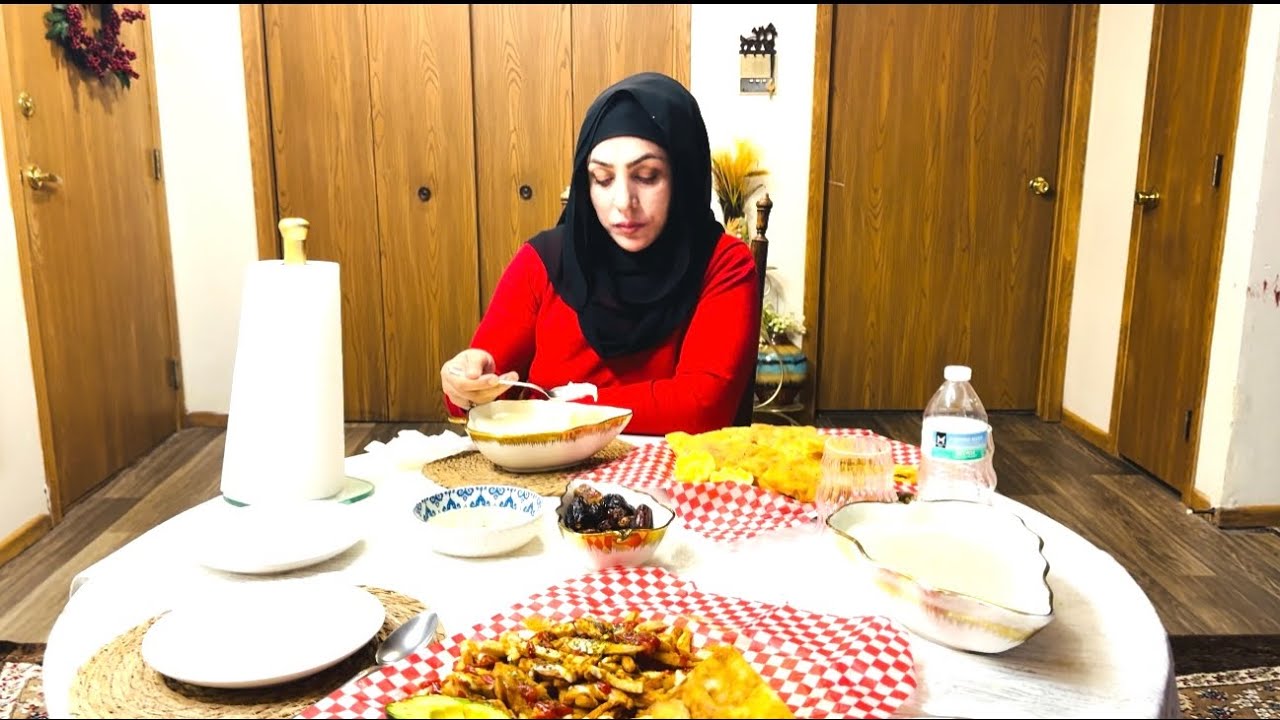 افطاری امشب با سمبوسه ترد، چپس خوشمزه و فرنی شیرین و نرم 🍽️