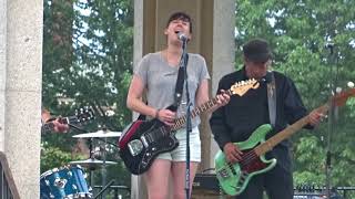 Abbie Barrett - If It Makes You Happy Sheryl Crow Cover  Live 25. July 2018 Salem, Massachusetts USA