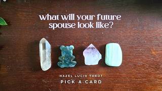 ..:: 😘 your future spouse's physical appearance 😘 ::.. pick a card ..:: love tarot reading ::..