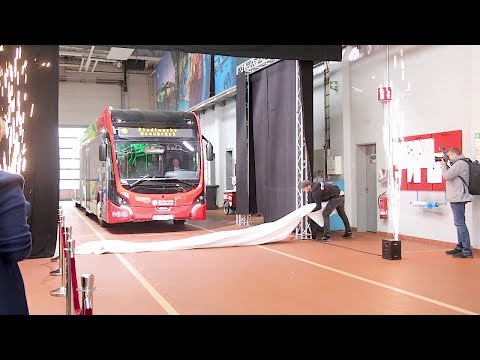 Stadtwerke Osnabrück begrüßen den ersten von 13 neuen E-Bussen