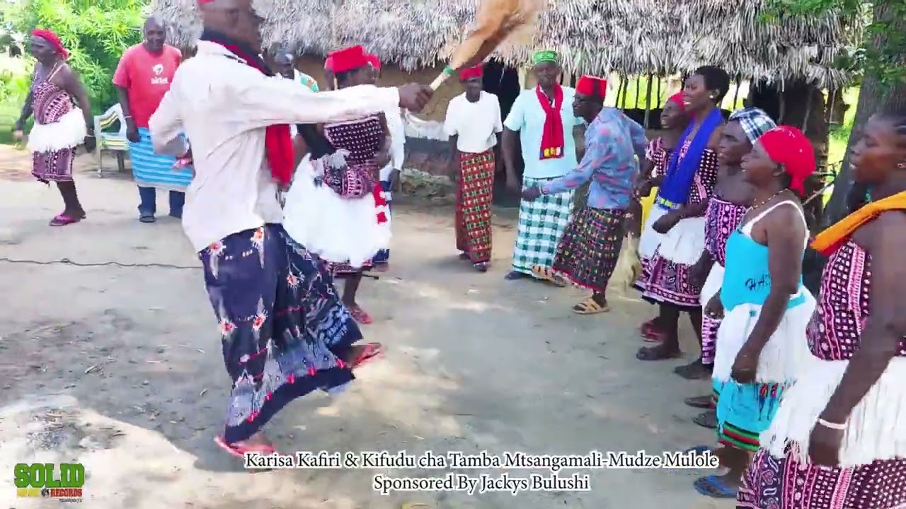 Karisa Kafiri & Tambala Mtsangamali -  Mudze Mulole