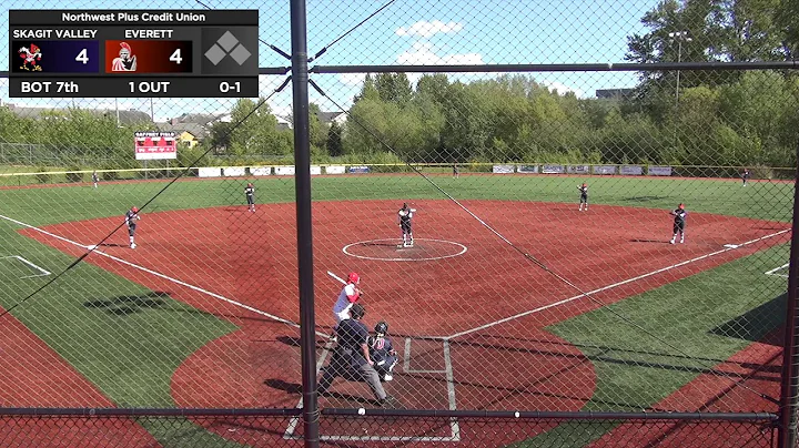 Softball - Everett vs Skagit Valley (GM1)