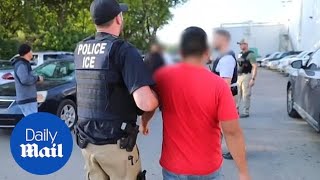 ICE agents arrest nearly 700 people across Mississippi worksites