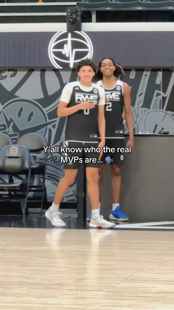 RWE posted this ? “real” MVPs take on the Reapers tomorrow at 7 EST on YT ?￼